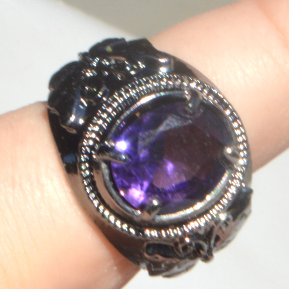 Jewelry - Purple Amethyst 18K Ring GF Size 8 8.5 Gunmetal